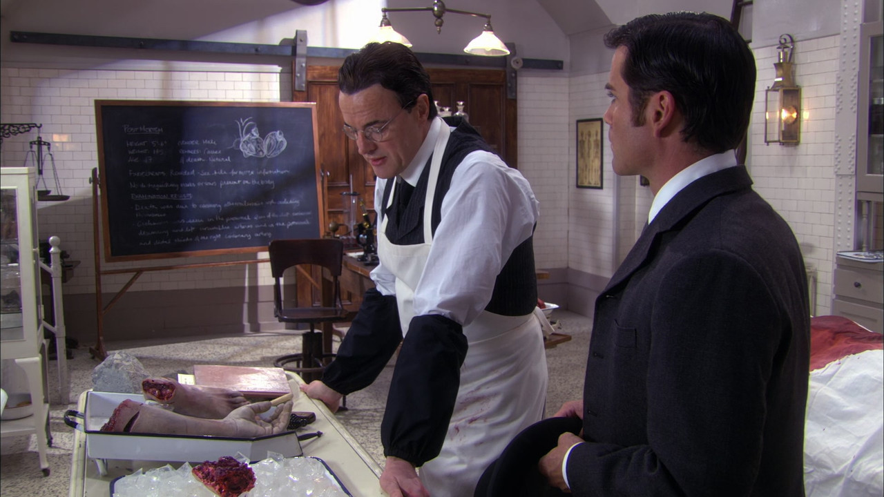 Murdoch Mysteries (2008) - S04E01 - Tattered and Torn (1080p Blu