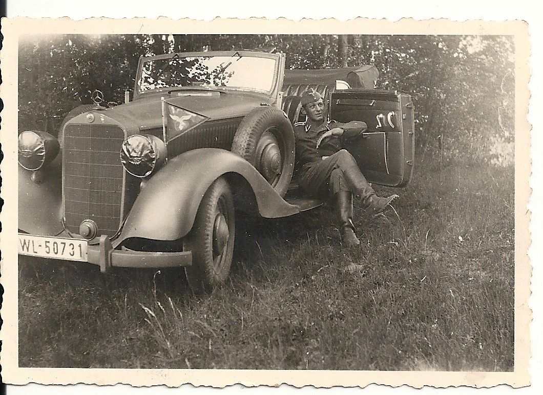 Orig.Foto Unteroffizier Fahrer Luftwaffe Auto Kü