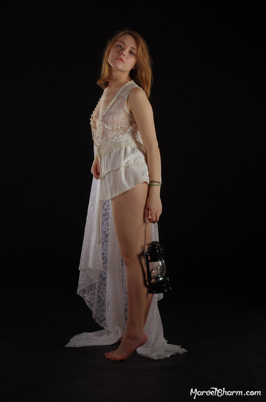 MarvelCharm_Nicolette-Lantern-073