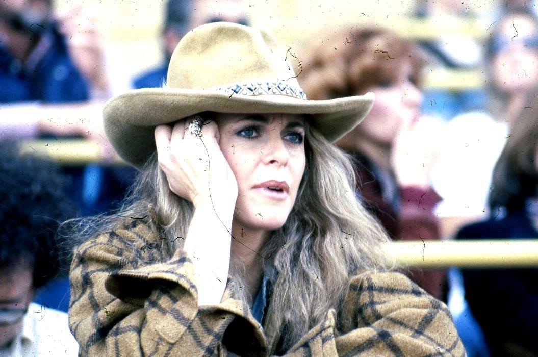 lindsay_wagner_d29
