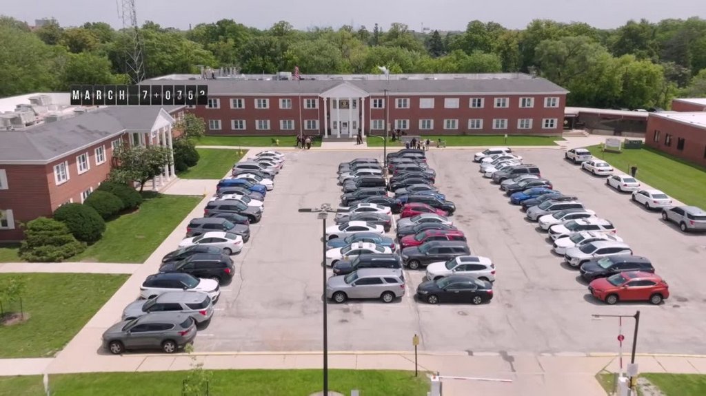 [Image: 0ta08ui6gkql.jpg]