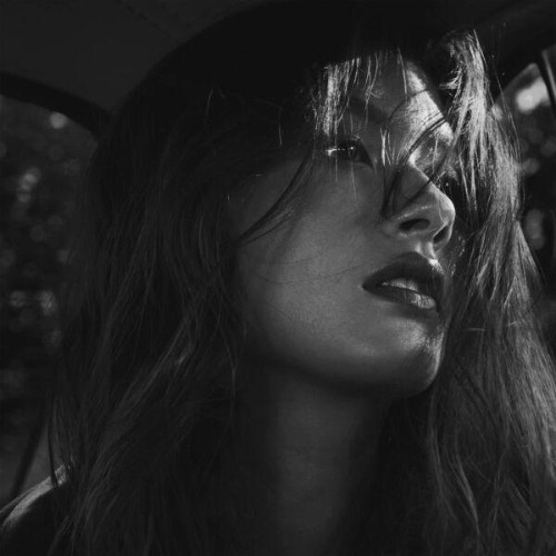 Jade-Le-Mac-Its-Always-At-Night-Acoustic