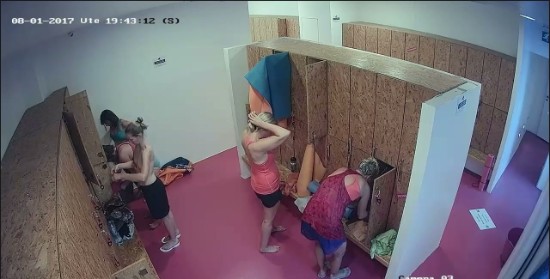 [Image: Voyeur61195110259.jpg]