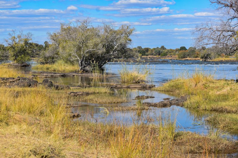 Африканские каникулы - зверики Крюгера, пески Намибии, воды Виктории