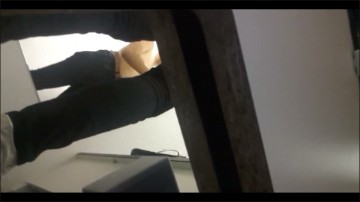 [Image: Voyeur40195130126.jpg]