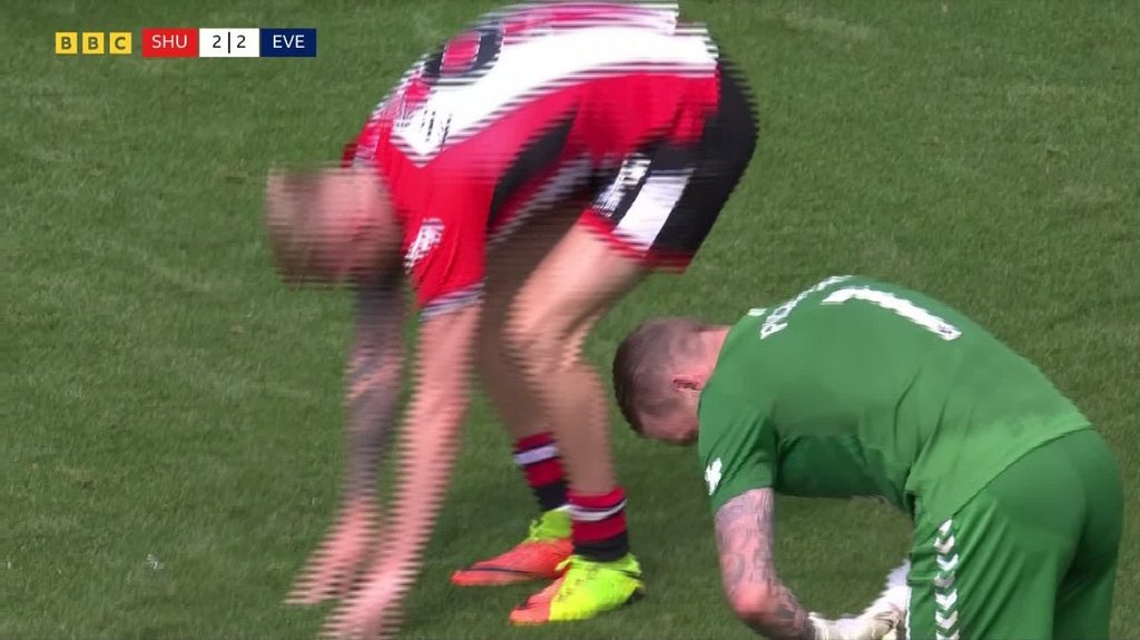 [Image: ufc2adb51y3e.jpg]