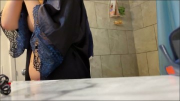 [Image: Voyeur37965125037.jpg]