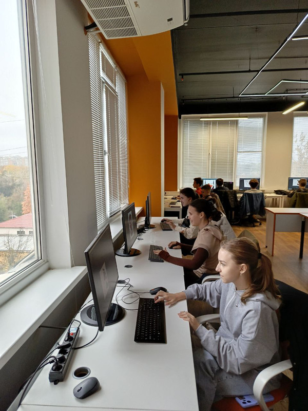 photo-5447181497258866672-y