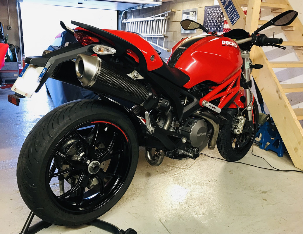 BAD4E68A-0262-4AD8-87CC-81163E89CF6D