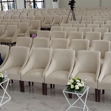 تأجير كنب ثلاثي مناسبات