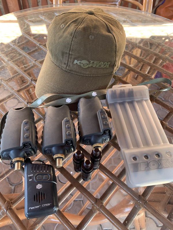 FCCD9042-AC46-4D23-B8DF-D31B4C5C0C68