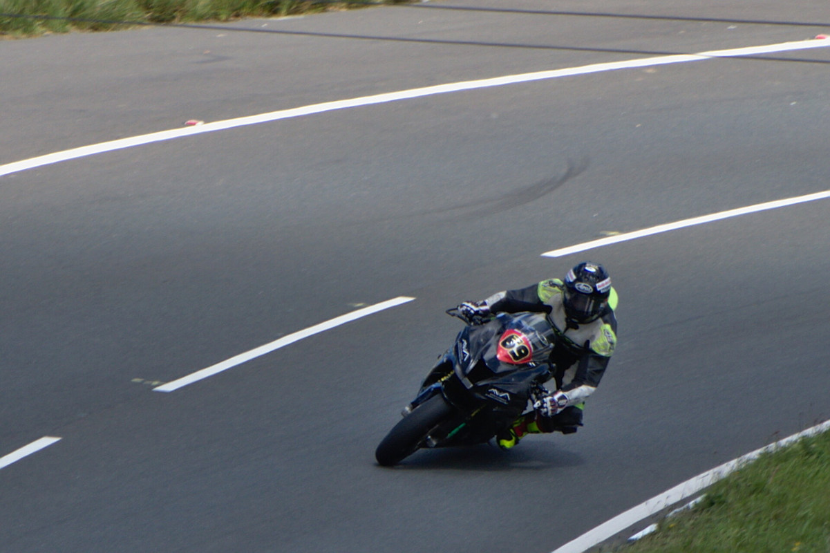 Vmax Tour 2019 au TT à l'île de Man R-DSC8487