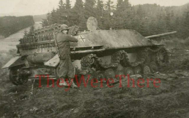 ___ Pz.IV70(V)  211 предположит. SS-Pz.Jg.Abt.1 Арденны