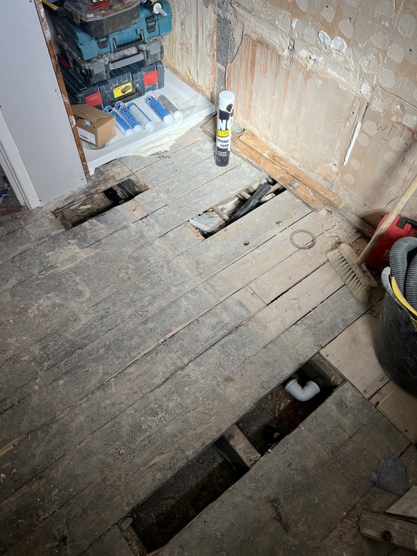 B12C588D-9698-4C3C-AFBD-DED04AFC786F