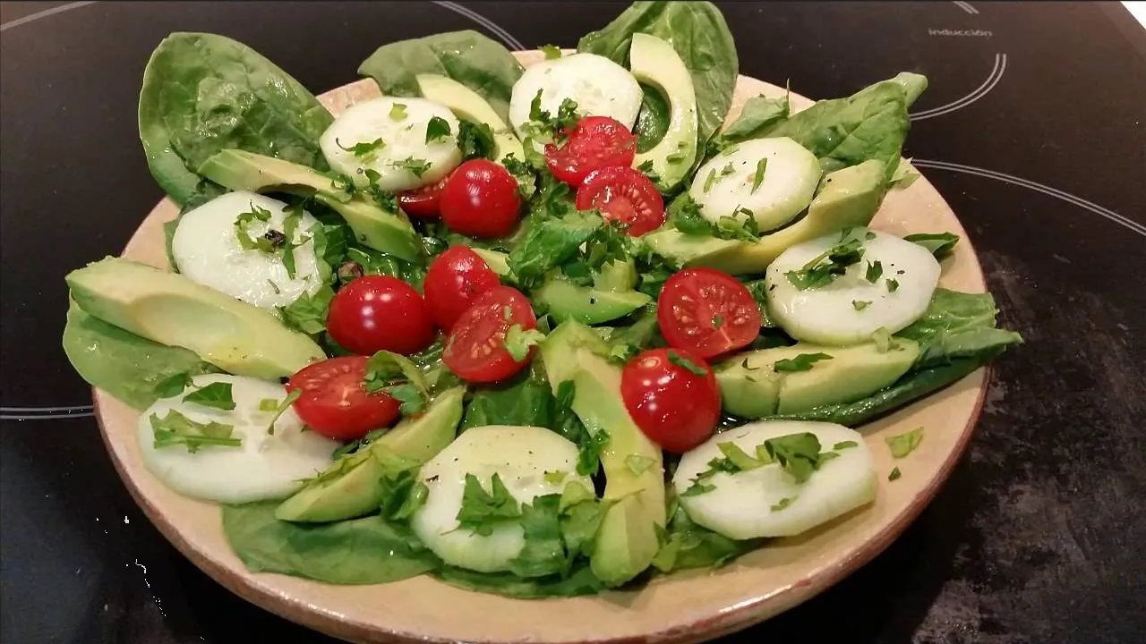 ¿Qué preparar para una cena ligera? Opción saludable con espinacas y verduras