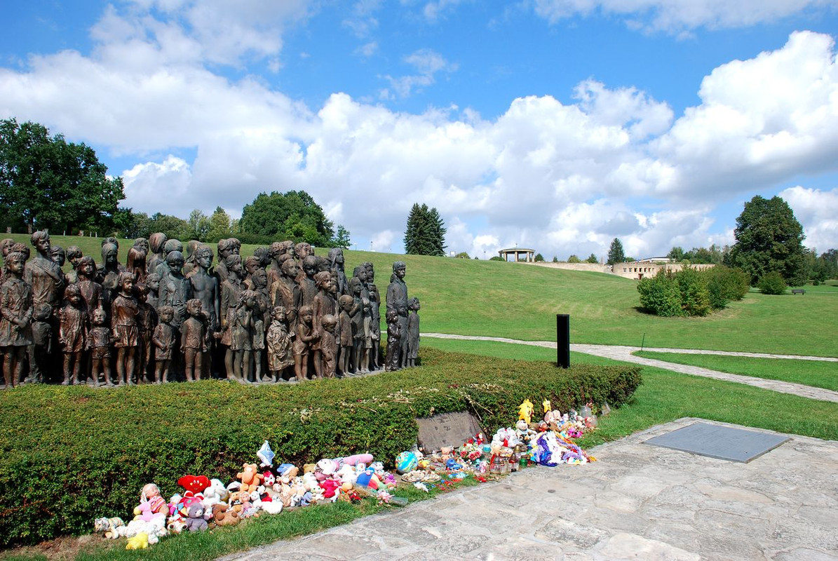 Чехословакия мемориал Лидице