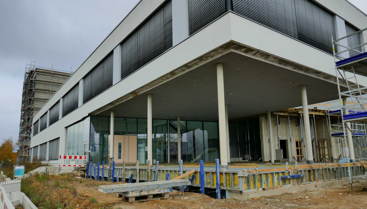 Bild: https://i.postimg.cc/W17XR8dn/P1240438.jpg