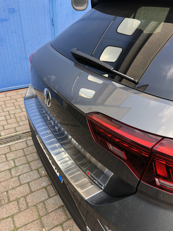 C935B2A7-ACAE-4406-9C0A-699BF4CE2451