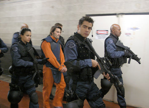 Samuel L. Jackson , Colin Farrell , Olivier Martinez , dan Michelle Rodriguez dalam SWAT (2003)