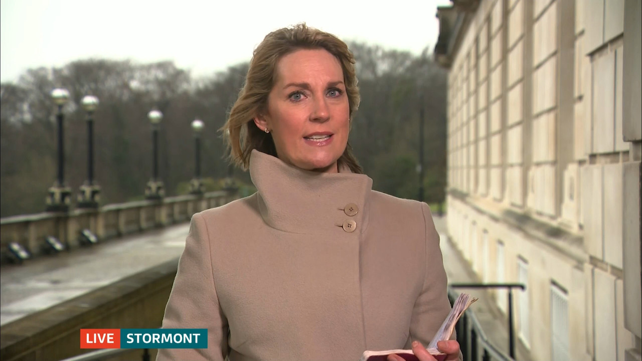 ITV Lunchtime News_20220311_13301355.ts_snapshot_15.02.472