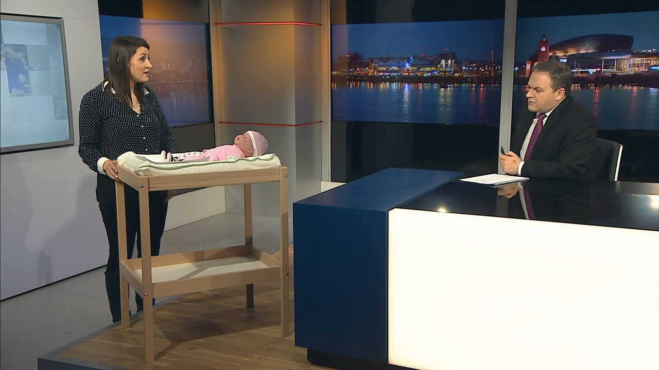 06 February - 18.00.00 - ITV News London. The latest news and we