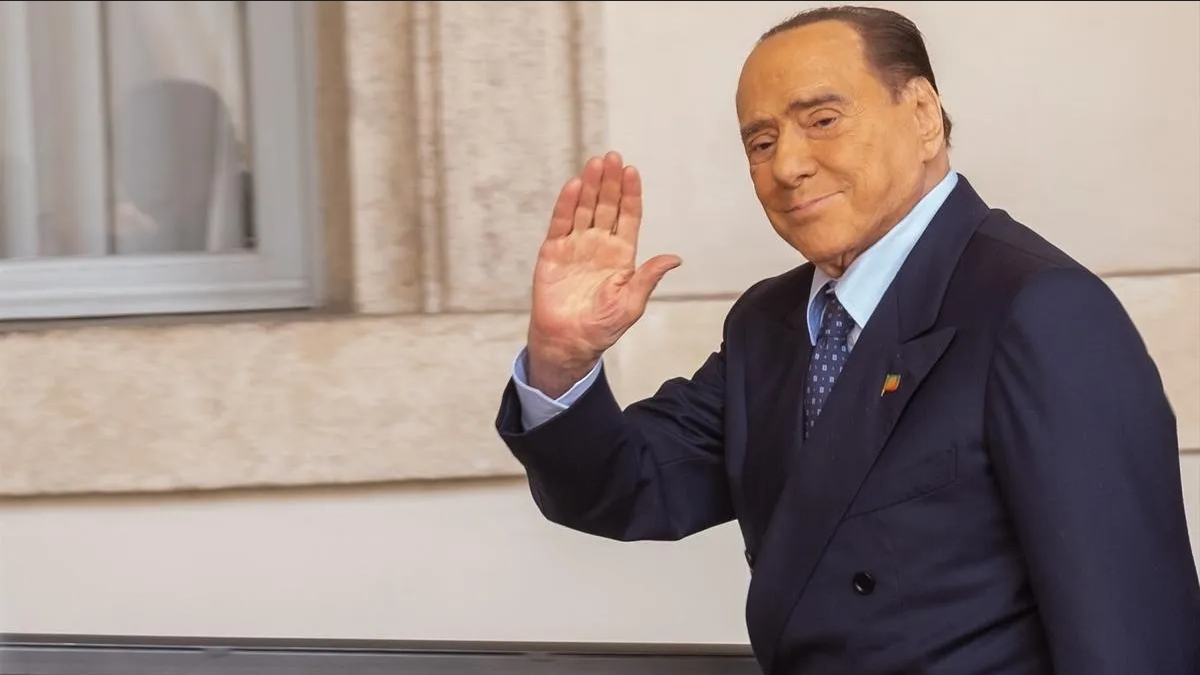 ¿Qué le pasó a Berlusconi que está en cuidados intensivos?