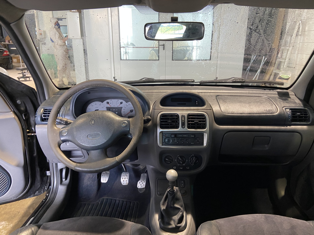 FE3E30AA-AB36-47B8-B520-E1023634772D