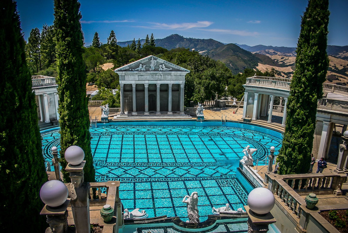 turquoise-pool-hearst-castle.jpg