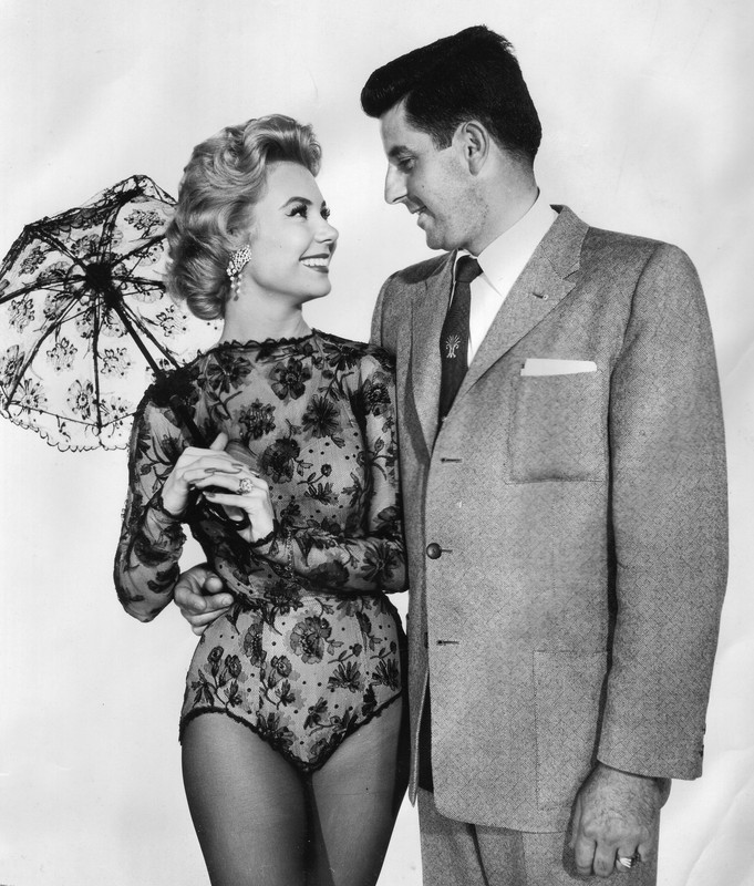 Mitzi_Gaynor_b33
