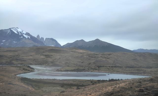 NAVEGACION LAGO GREY. RECORRIDO DEL BUS DENTRO DEL P.N. TORRES DEL PAINE - ARGENTINA INFINITA II/ TORRES DEL PAINE (21)