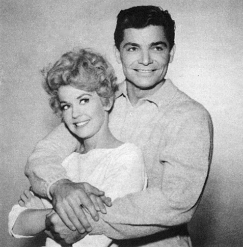 LARRY-PENNELL-BEVERLY-HILLBILLIES-1A-FOTOR.jpg
