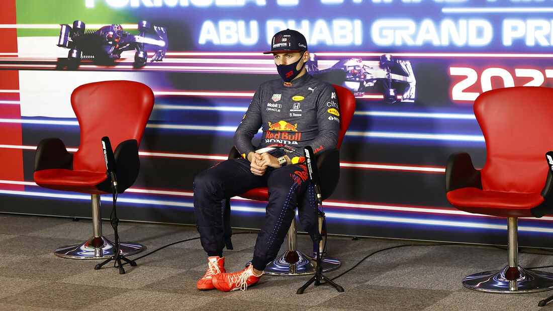 Max-Verstappen-Red-Bull-Formel-1-GP-Abu-Dhabi-12-Dezember-2021-169Gallery-9aeb57c-1859171