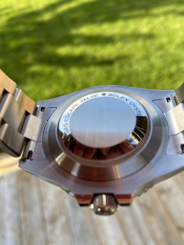 7024219A-23F3-4A3C-8380-9306D925D09E