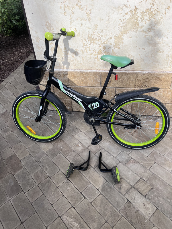 9FE7D071-9F72-41AE-8465-7149DE8DC1D2