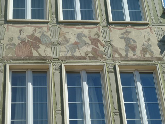 Gdansk en 3 dias y medio. - Blogs de Polonia - DIA 2.- Paseo por el centro:  calle Dluga, iglesia de S. Maria,  muelles,  grúa (5)
