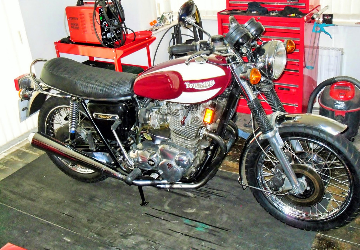 Pictures of your Triumph T160 or similar . Pictures of your Triumph T160 or similar .