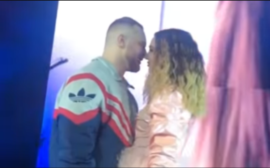 Бузова поцеловалась с давой на сокровища. Бузова поцеловалась с давой на сокровища. Поцелуй ольги бузовой и давы. Бузова поцеловалась с давой на сокровища. Бузова поцеловалась с манукяном.
