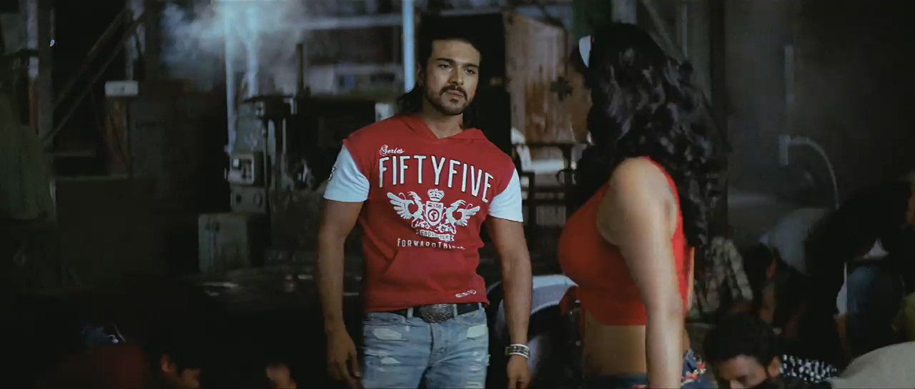 Magadheera 2009 BluRay [Hindi + Tamil + Telugu] 480p 720p ESub Screenshot