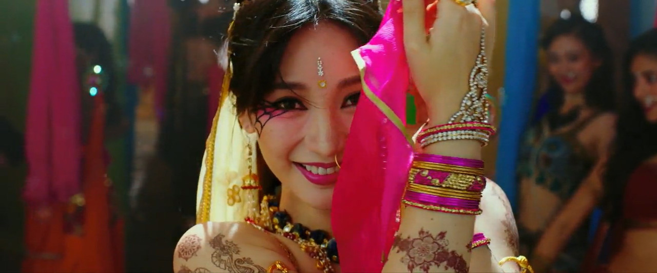 Buddies In India 2017 WebRip [Hindi + Tamil + Telugu + Chinese] 480p, 720p ESub Screenshot