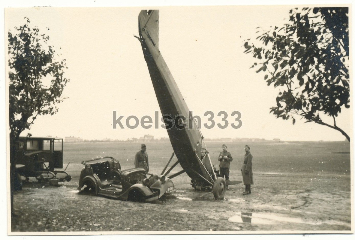 Militär Flughafen Lublin Polen Flugzeug PKW LKW 