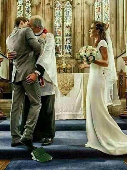 [Image: Groom.jpg]