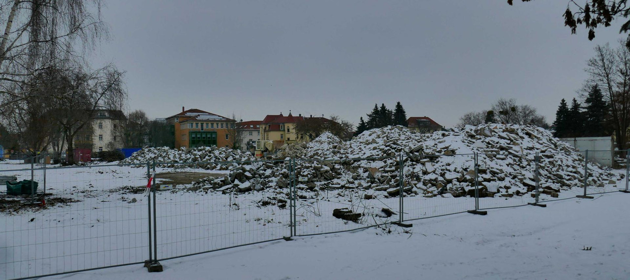 Bild: https://i.postimg.cc/W1Qzj54y/P1340419.jpg