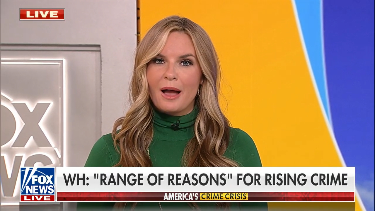 12.14 - 09.00.00 - Fox and Friends First. A precursor to Fox News's m....ts_snapshot_00.09.42.030
