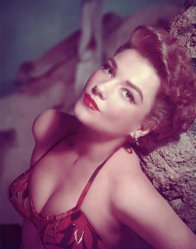 Anne_Baxter_a57