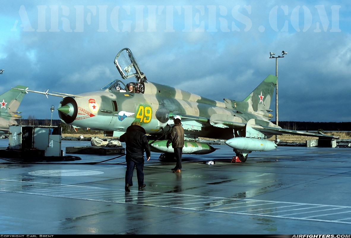 20 GvAPIB Su-17M4 49 yellow_15920 (6)_05.04.94
