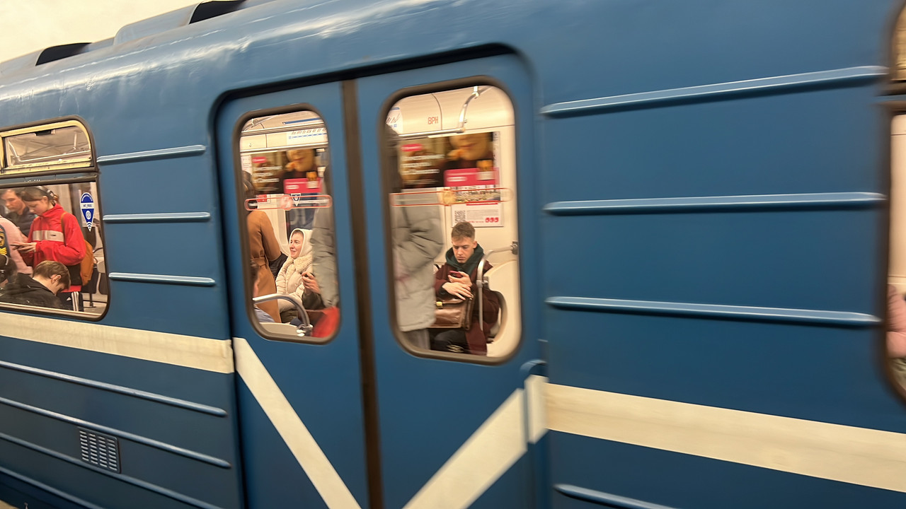 FBF1544A-8BC4-40BD-A2DF-7130BEC8B4FE