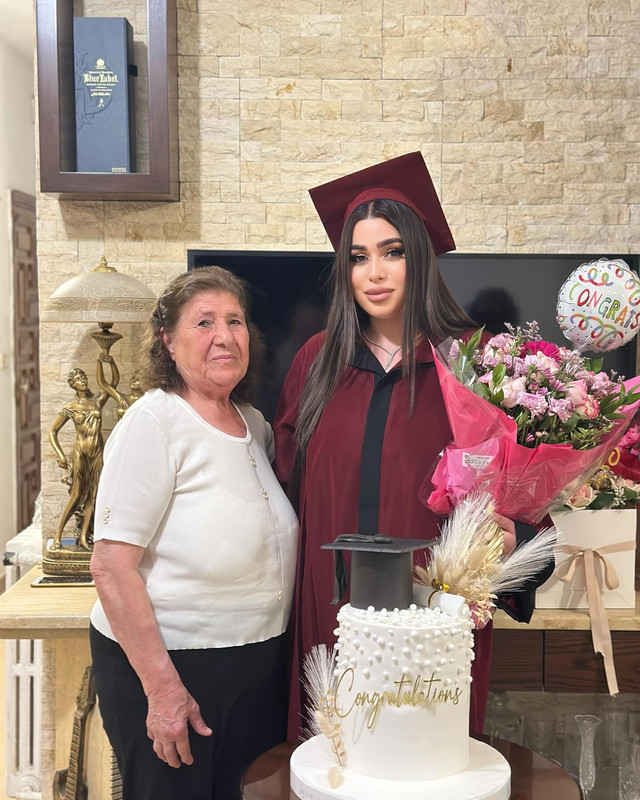 صور إليسا أندونيان مثيرة 2025 | إليسا أندونيان نار - لقطات عري 2026! Elissaandonian-1756222851757