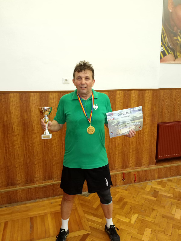 5AEE40FB-3D73-4C2C-B633-D457BA7280C7