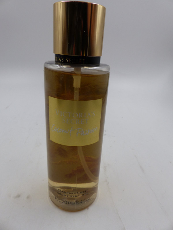 VICTORIAS SECRET COCONUT PASSION FRAGRANCE 150MML/8.4OZ 30527997