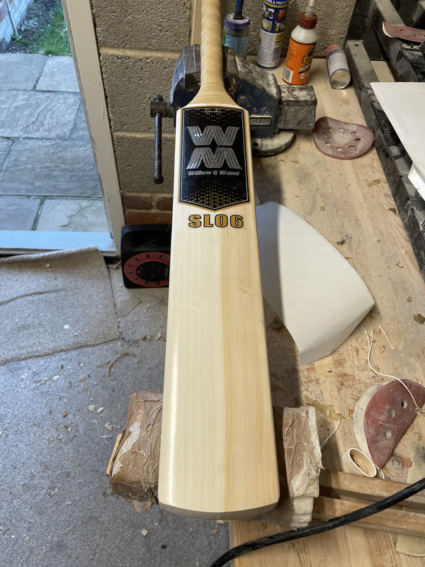 67262C00-1B3E-40B5-BAC3-2468B4623DEF